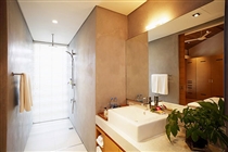 Ensuite bathroom